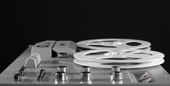 Rewind And Play The Tape On A Reel-To-Reel Tape Recorder 8 alt