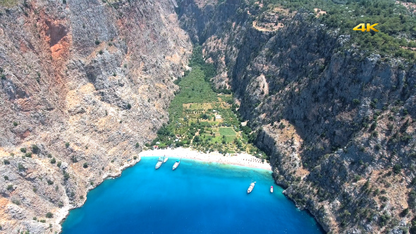 Deep Valley and Sea alt