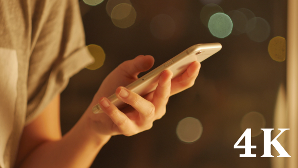 Smartphone at Night alt