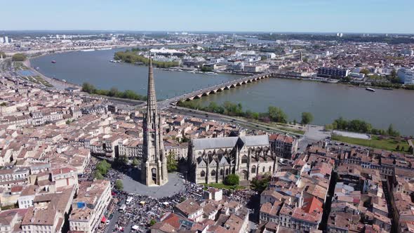 Basilique Saint-Michel, Basilica of Saint Michael in Bordeaux AERIAL alt