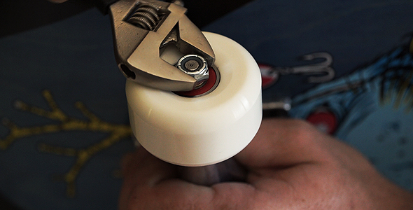 Wheels On Skateboard alt