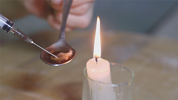 Addict in Gaining a Syringe Drug alt