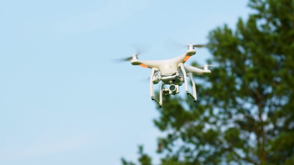 RC quadcopter hovers in the air alt