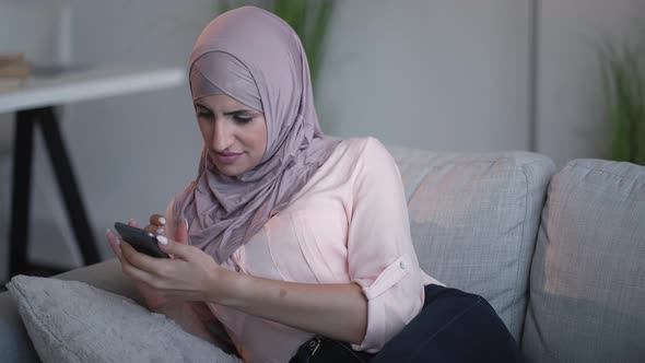 Phone Problem Low Internet Woman Annoyed Home alt