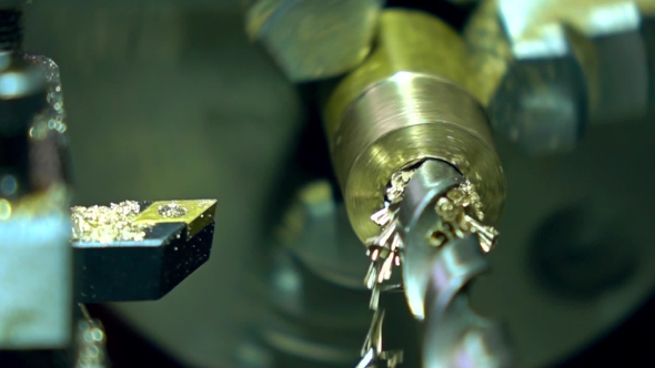 Lathe Machine Metal Drilling alt