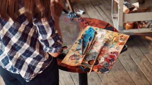  Artist Prepares The Tool alt