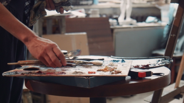 The Woman The Artist Prepares The Tool alt