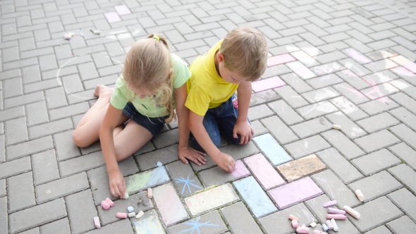 Kids Painting With Chalk