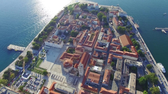 Aerial View Of The City Of Zadar. alt