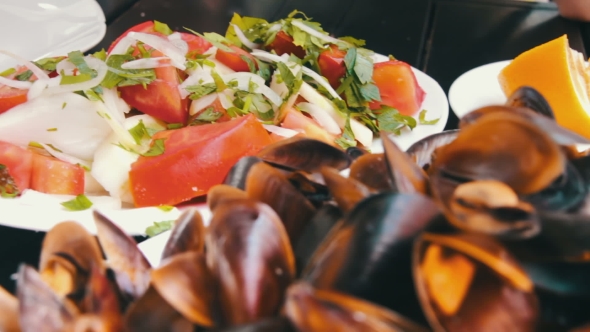 Seafood Mussels On a Plate In a Restaurant alt