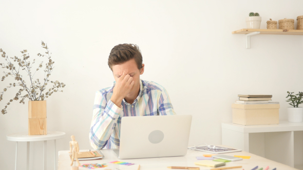 Frustration and Stress for Tired Employee alt