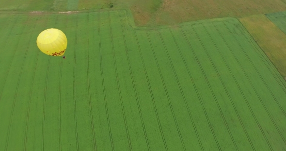 Air Balloons Flying Over Valleys In Ukraine. Tourists From All Over The World Come To Ukrainian To alt