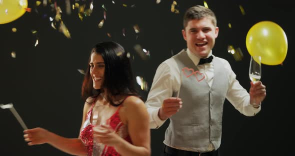 Young couple dancing alt