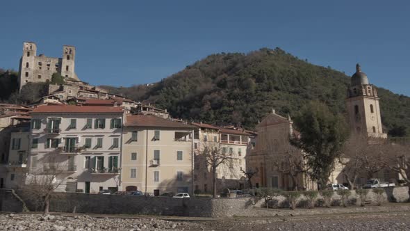 Dolceacqua Historic Village alt