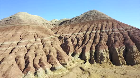 Colored Mountains of Aktau in the Steppe alt