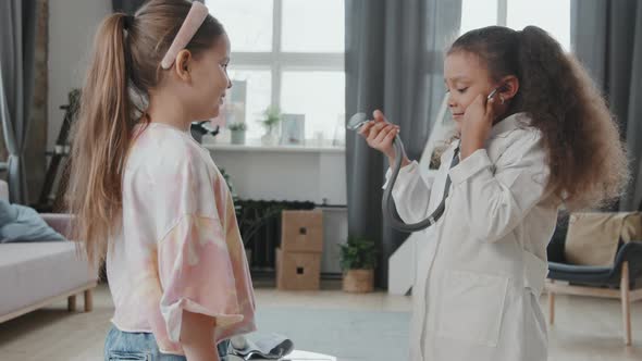 Cute Girls Playing Pretend alt