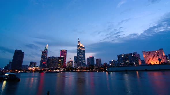 Downtown Sai Gon Gloaming Time Lapse 4K - Ho Chi Minh city, Viet Nam alt