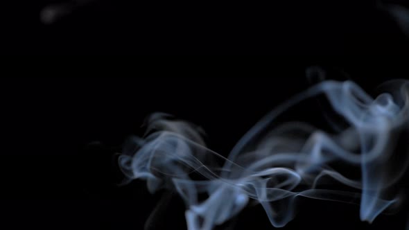 Smoke (4K) alt