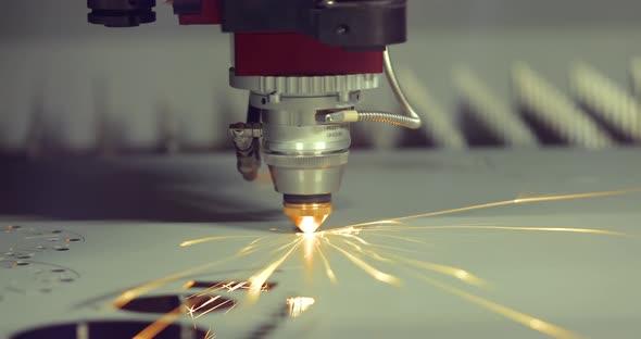 CNC Laser Cutting of Metal, Modern Industrial Technology alt