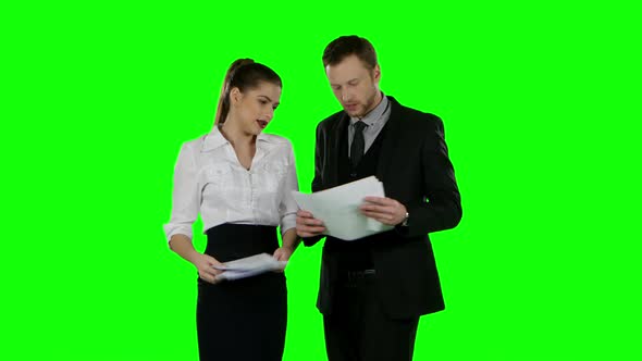 Office Conflict. Green Screen alt