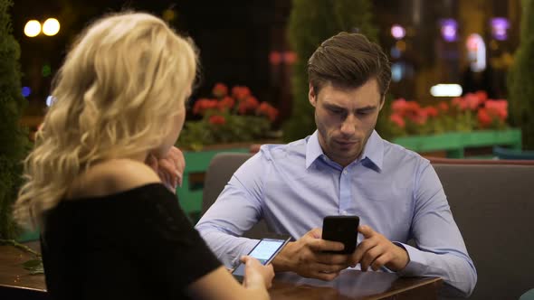 Loving Couple Forget About Feelings Completely Plunging Into Virtual World alt