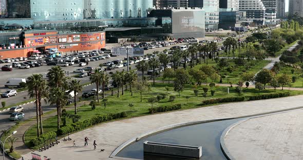 Batumi. Beautiful view of the new park, hotels, shopping center. alt