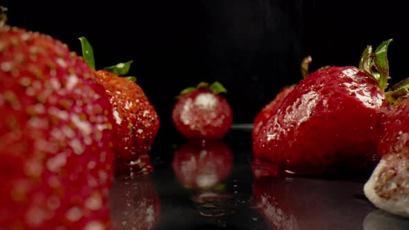 Rotten Strawberry (4K) alt