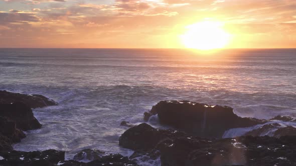 Ocean Waves Sunset alt