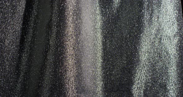 Glittering Cloth alt