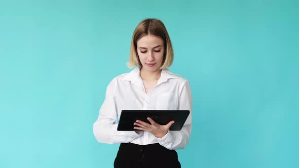 Business Tablet Internet Network Woman Email Swipe alt