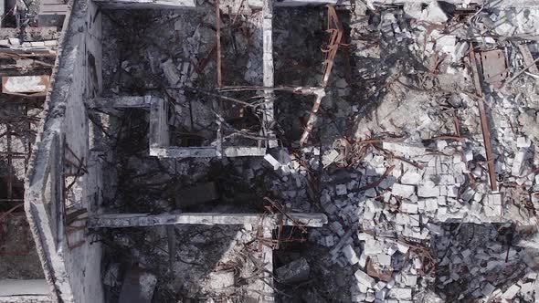 Vertical Video of a Makariv Ukrainea  Building Destroyed By the War alt