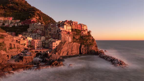 Cinque Terre, Italy, Timelapse  - The iconic village of Manarola from Day to Night