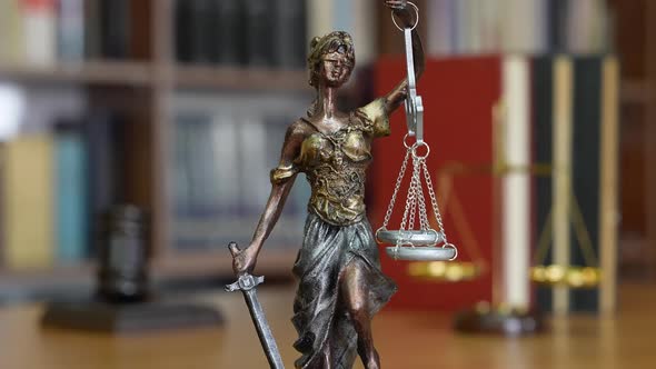 Scale of Justice Judge Gavel and Legal Lawyer Books alt