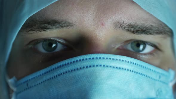 Doctor Closed Eyes alt