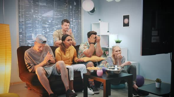 Guy in a Cap Made a Bet on Sports and Won Out Money alt