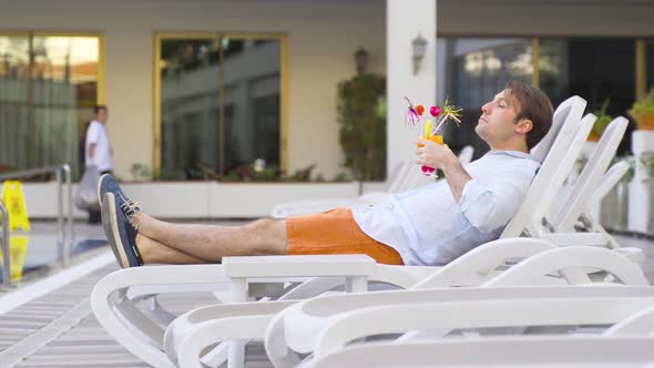 Cocktail by the pool at the hotel. alt