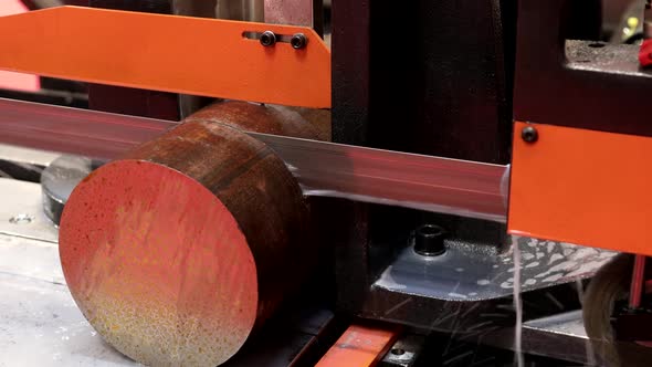 Processing of a Part on a Band Saw Machine