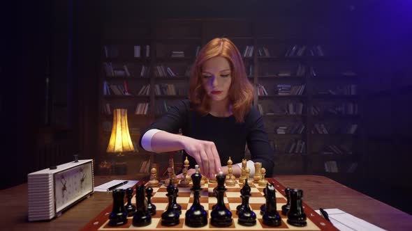 Queen Play Chess alt