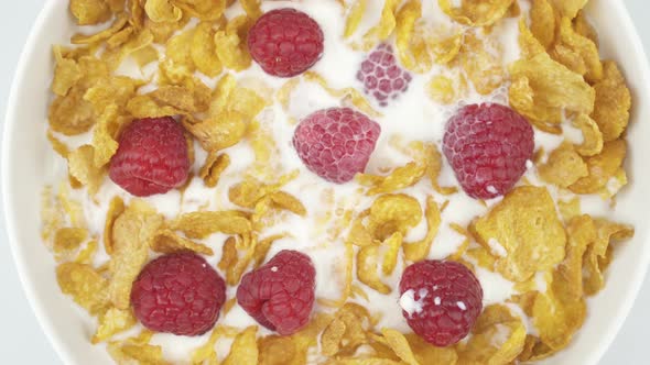 Cereals With Raspberries And Milk