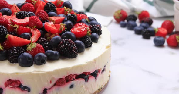 Homemade Berry Cheesecake