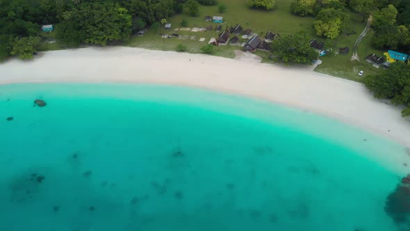 Champagne Beach, Vanuatu, Espiritu Santo island, Luganville,  South Pacific alt