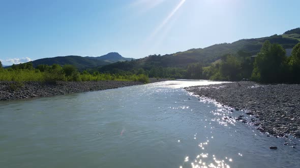 Flying over the River in Val Trebbia alt