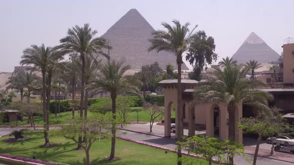  Pyramids of Giza in Cairo