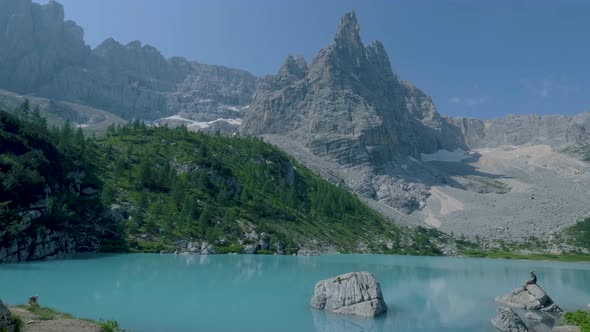 Morning with Clear Sky on Lago Di Sorapis in Italian Dolomitesmilky Blue Lake Lago Di Sorapis Lake alt