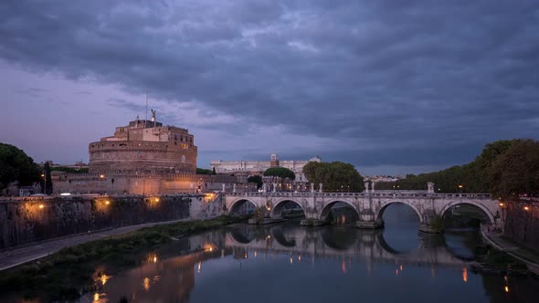 Timelapse of St. Angelo Bridge in Rome