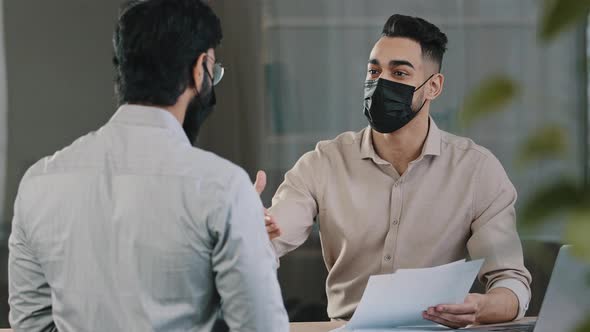 Hispanic Businessman Man Financial Salesman Analyst Ill Lawyer in Medical Mask Consult Client alt