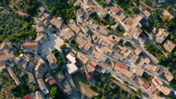 Condojanni Hamlet on the Mountains alt