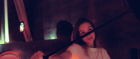 Influencer Girl in Bathroom alt