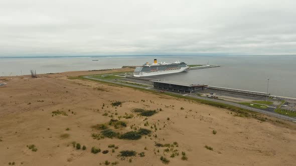 Ocean Liner in Seaport. alt