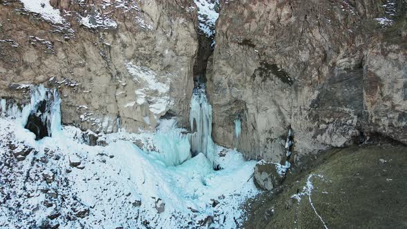 Drone Approaching the Sultan Waterfall Frozen in Ice in the JilySu Tract alt